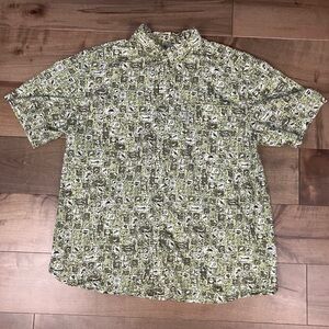 Columbia Men’s Size 2XL Button Down Shirt Short Sleeve Green Fish Pattern